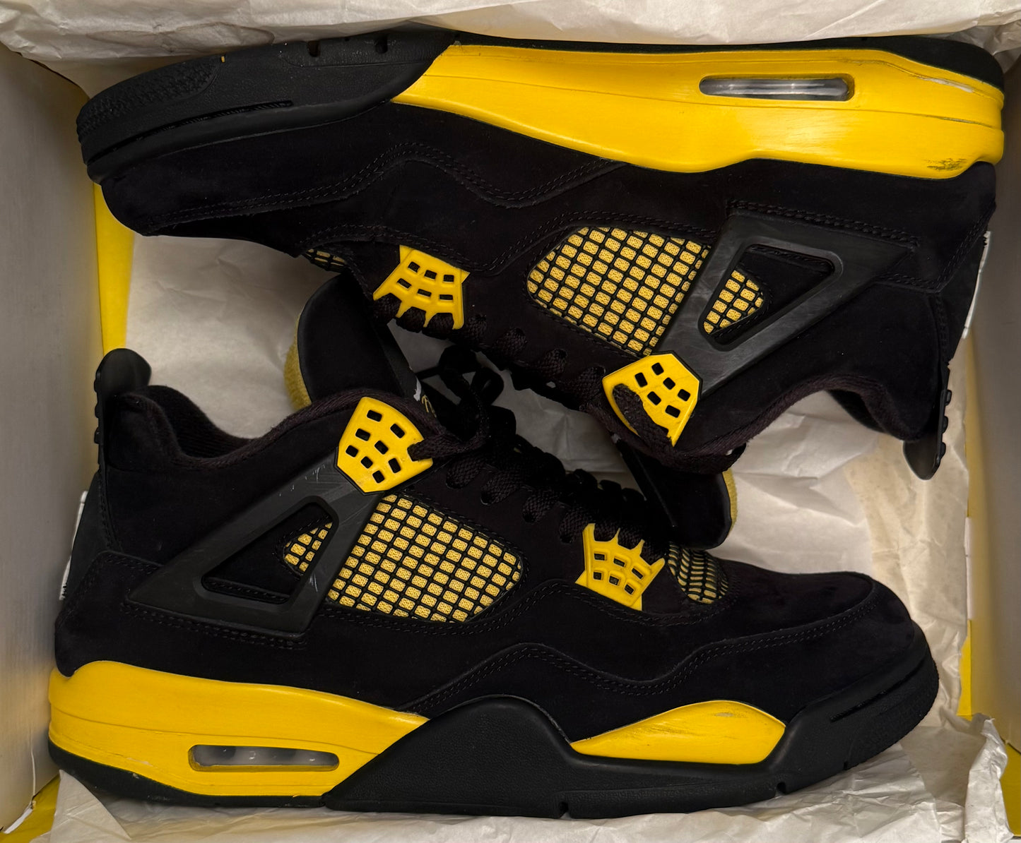 Jordan 4 Thunder Yellow