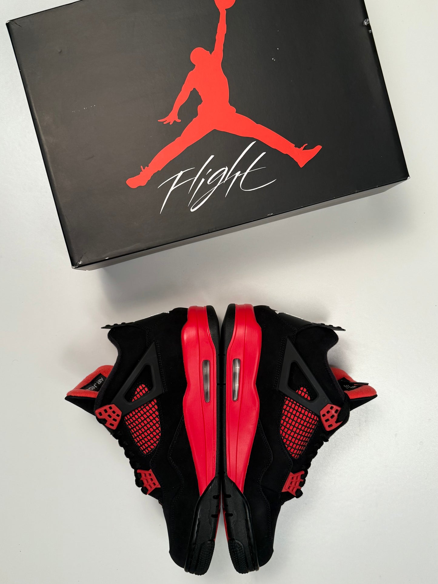 Jordan 4 Thunder Red