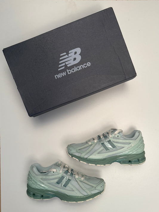 New Balance 1906R Mint Green