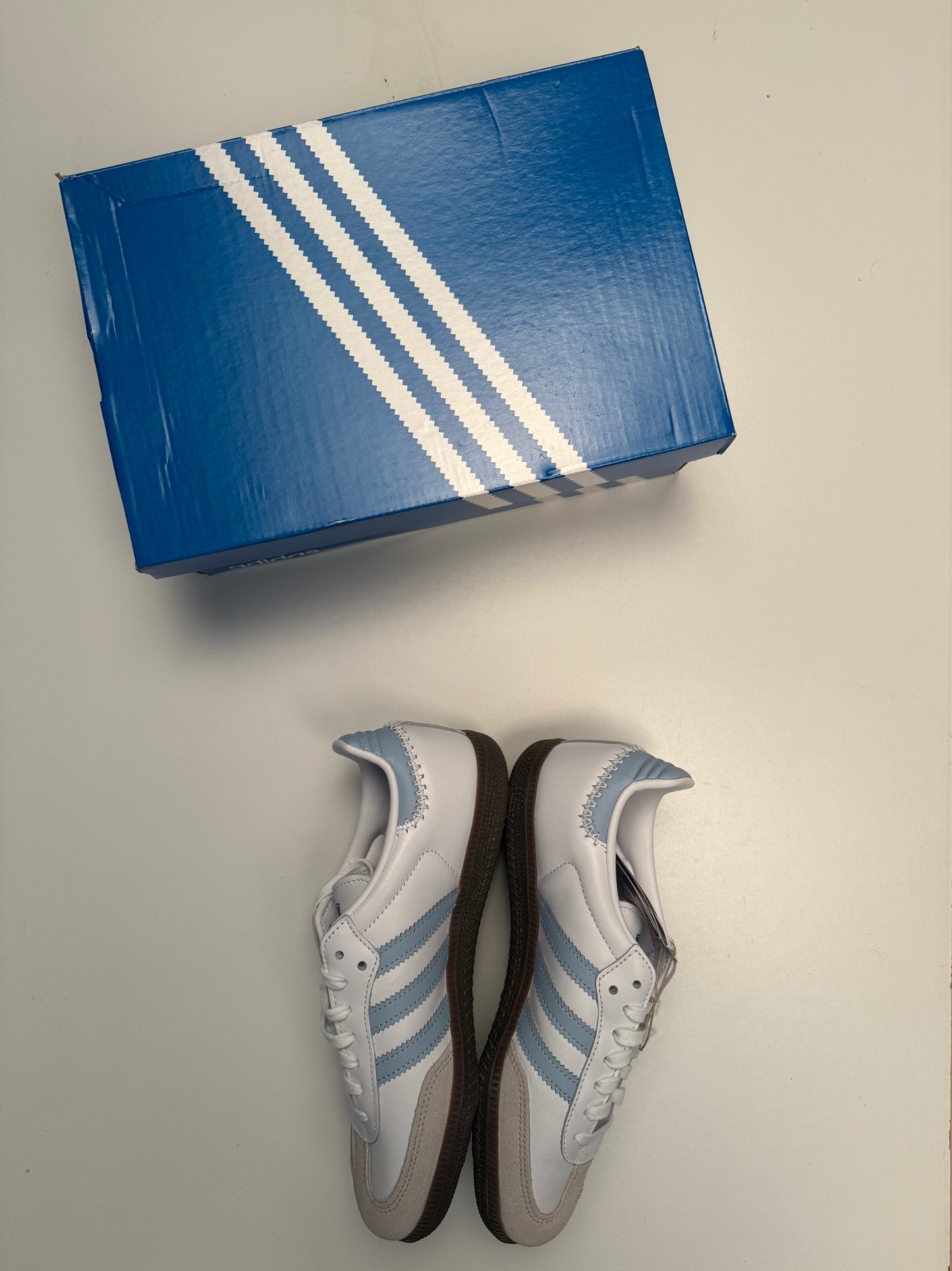 Samba Og Bleu/Blanc