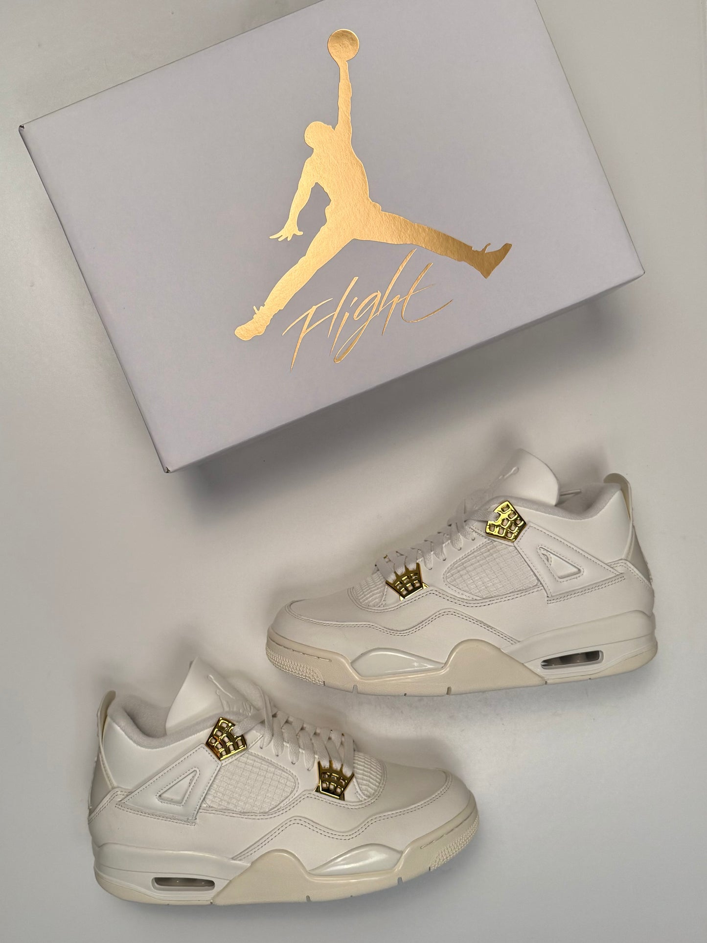 Jordan 4 Metallic Gold