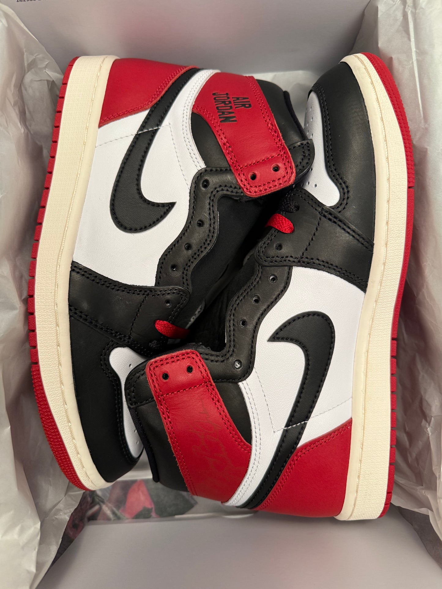 Jordan 1 Black Toe