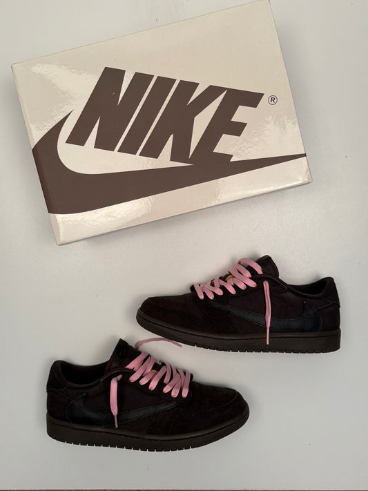 Jordan 1 Travis Scott Velvet Brown