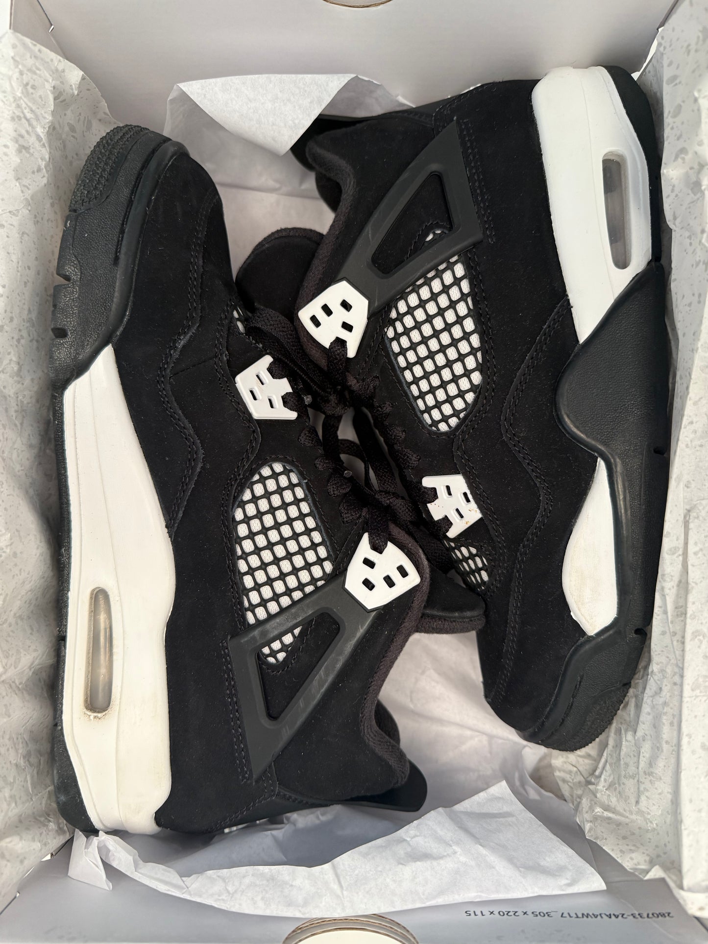 Jordan 4 Thunder White