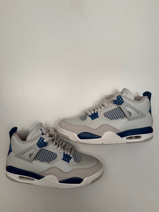 Jordan 4 Military Blue