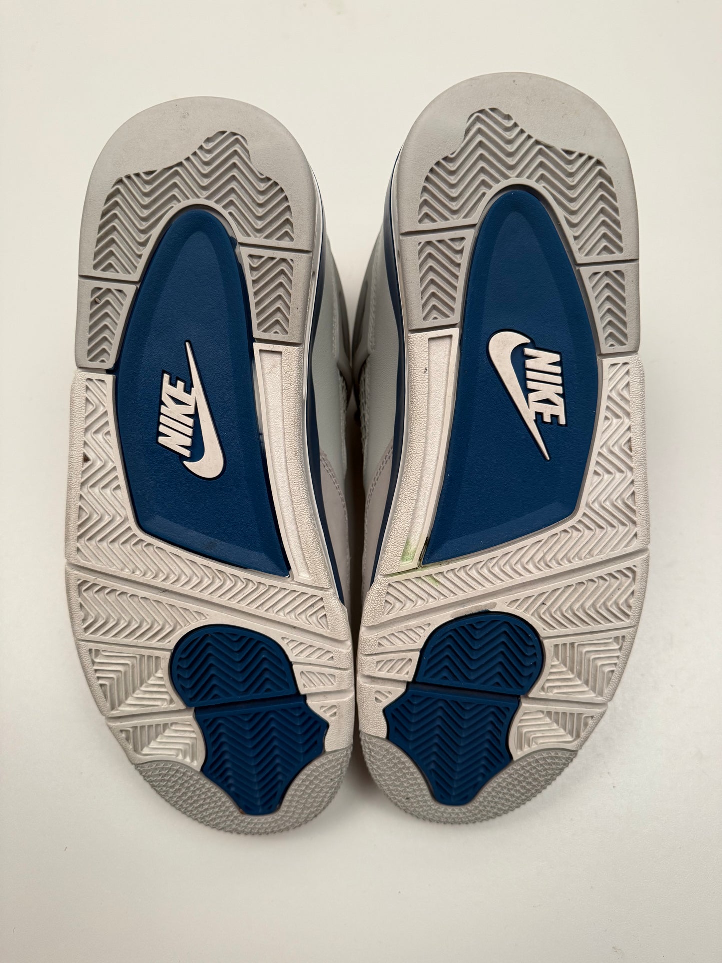Jordan 4 Military Blue